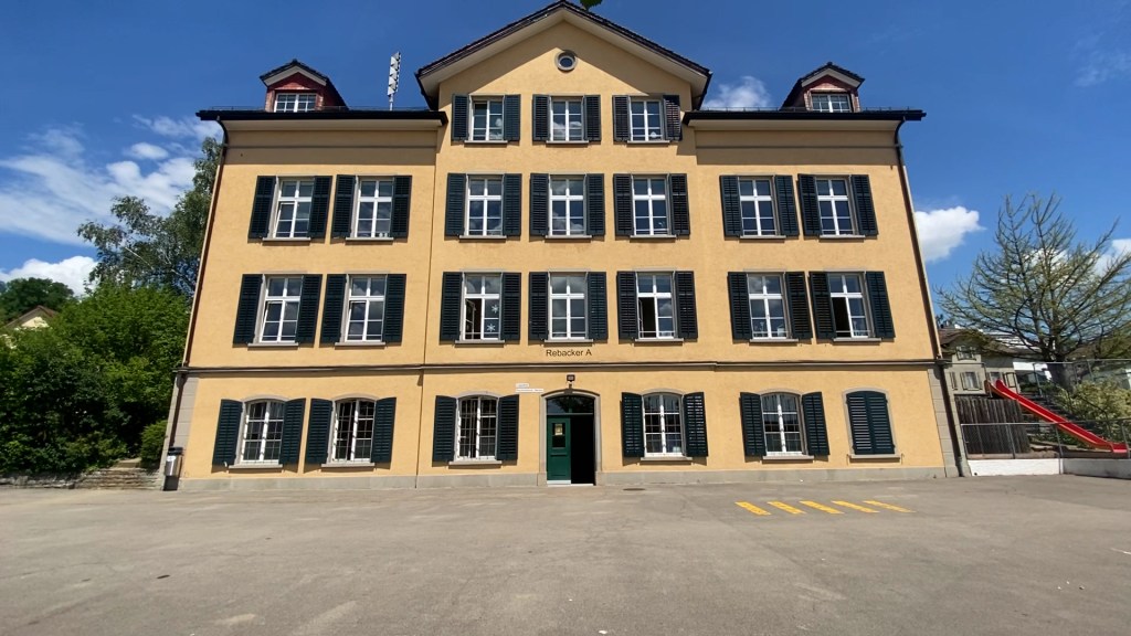 Wer den Unterricht stört, muss Windeln tragen